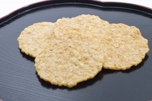 Shrimp senbei in Aichi Prefecture
